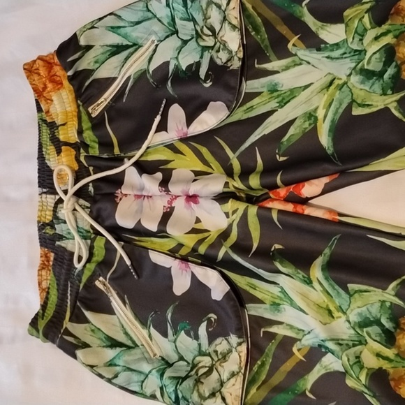 Fashion Nova Woman's Tropical Floral & Pineapple Print Pants, Size: L - Picture 2 of 14